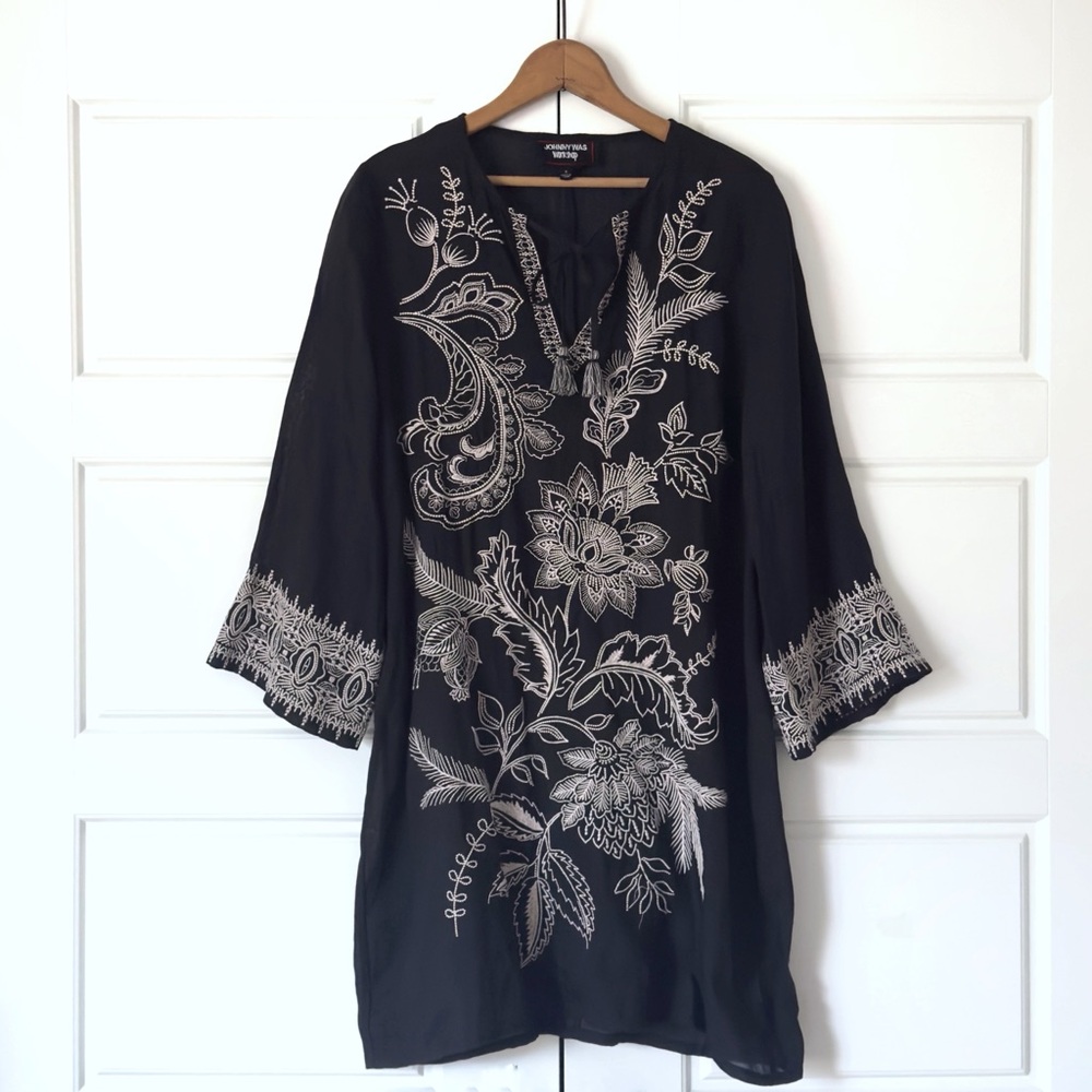 Johnny Was Floral Embroidered Shift Dress Small Black Boho Chic Eclectic Kimono